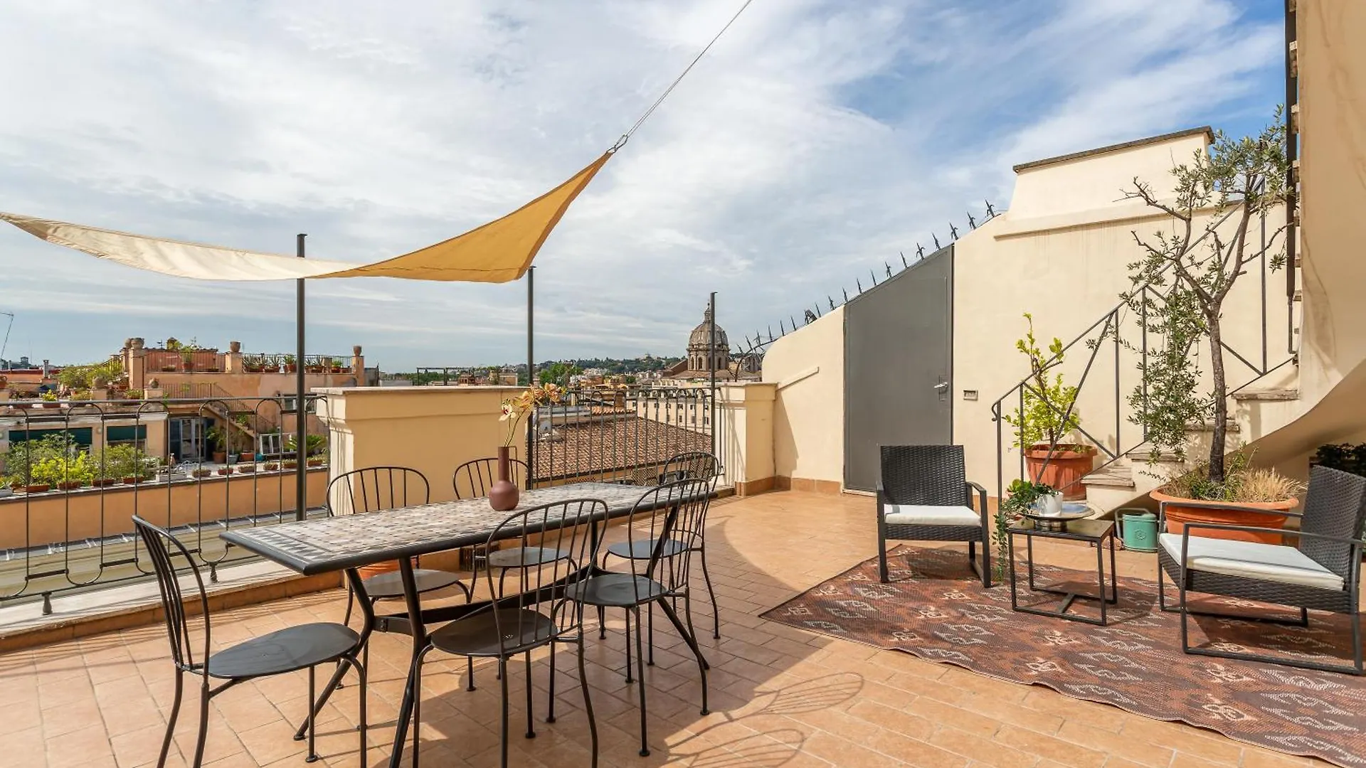 Iflat Pantheon & La Dolce Vita Skyline Penthouse Roma İtalya